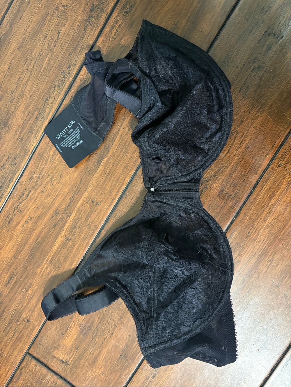 Vanity Fair Black Lace Underwire Full Coverage Bra
